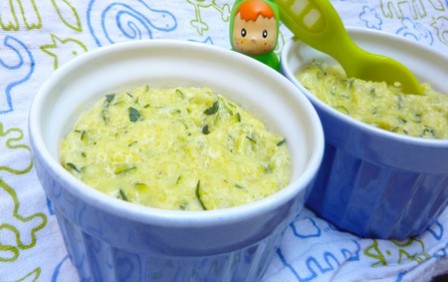 Potage aux courgettes râpées